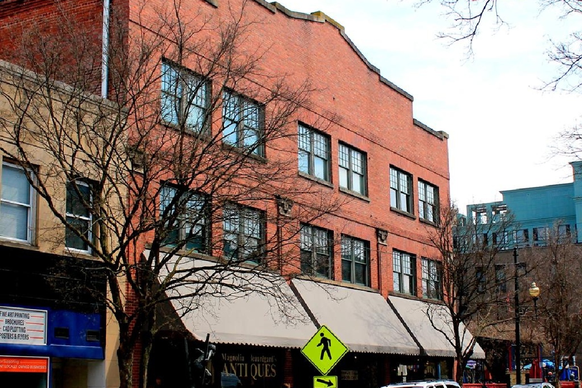 52 Broadway, Photo Credit: James Harrison, 2018